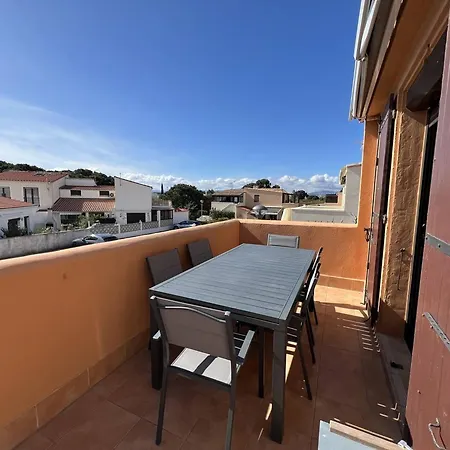 Apartamento T2 Climatise Avec Parking Proche - Fr-1-81-631 *